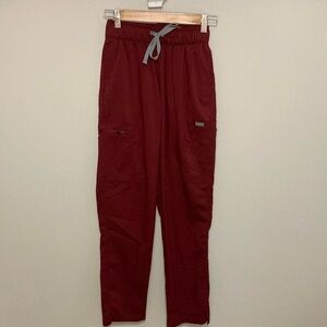 NiaaHinn maroon burgandy scrubs, women’s size small, medical pants nurse